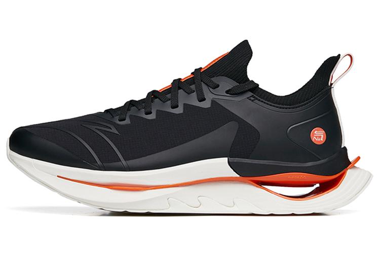 Кроссовки мужские Anta 112235680A-1 черно-оранжевые