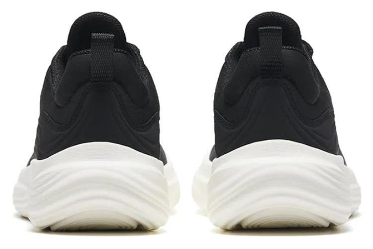 Кроссовки женские Anta 122337793-4 черные, 36 EU