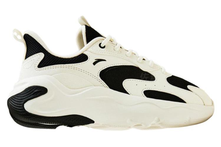 Кроссовки женские Anta 122418813-5 черно-белые, 35.5 EU