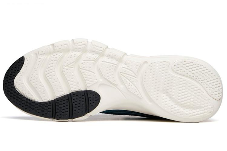 Кроссовки мужские Anta Life Collection 112135555-2 белые с синим и черным, 40 EU