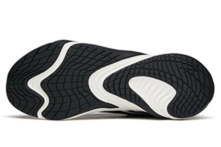 Кроссовки женские Anta 122145523-10 черные, 36 EU