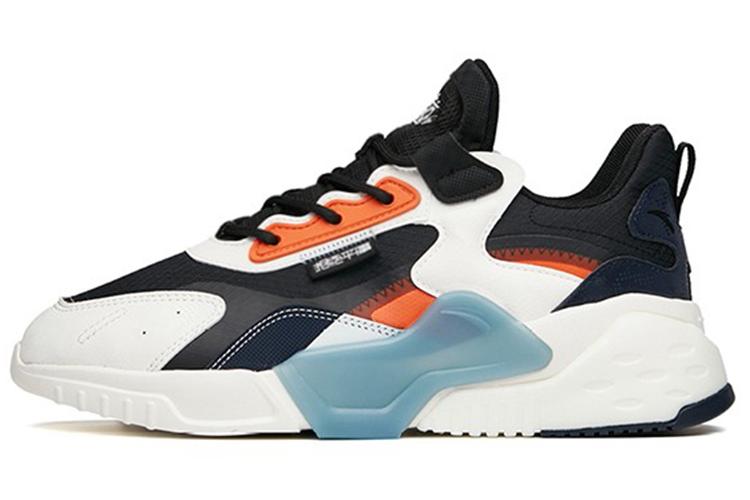 Кроссовки мужские Anta 112148808-2 чёрно-белые с оранжевыми вставками, 41 EU