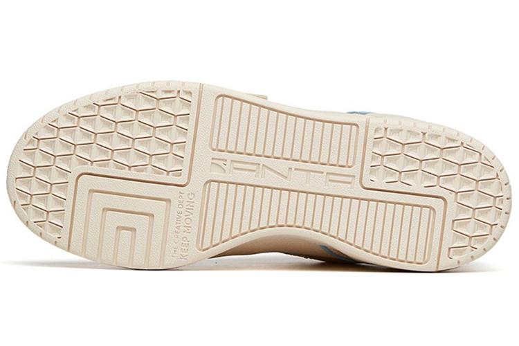 Кроссовки женские ANTA 922218067-4 белые с фиолетовыми и голубыми акцентами, 40 EU