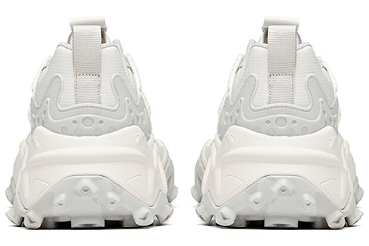 Кроссовки мужские ANTA 112038832-1 белые и серые, 40 EU