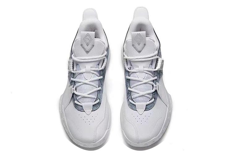 Кроссовки мужские Anta Speedy 2 Generations многоцветные, 44.5 EU