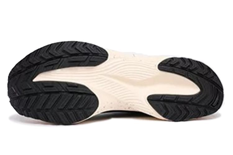 Кроссовки мужские Anta Shock Absorbers 112045529-1 черный хаки, 41 EU