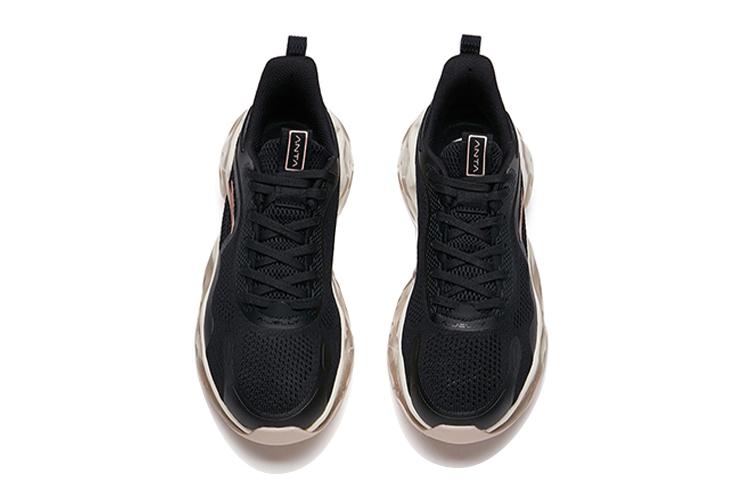 Кроссовки женские Anta 122035501-11 черные с золотом, 39 EU