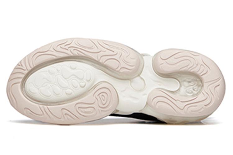 Кроссовки женские Anta 122035501-11 черные с золотом, 39 EU