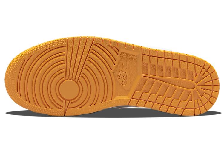 Кроссовки мужские Air Jordan 1 Low Taxi White, taxi white, 47.5 EU