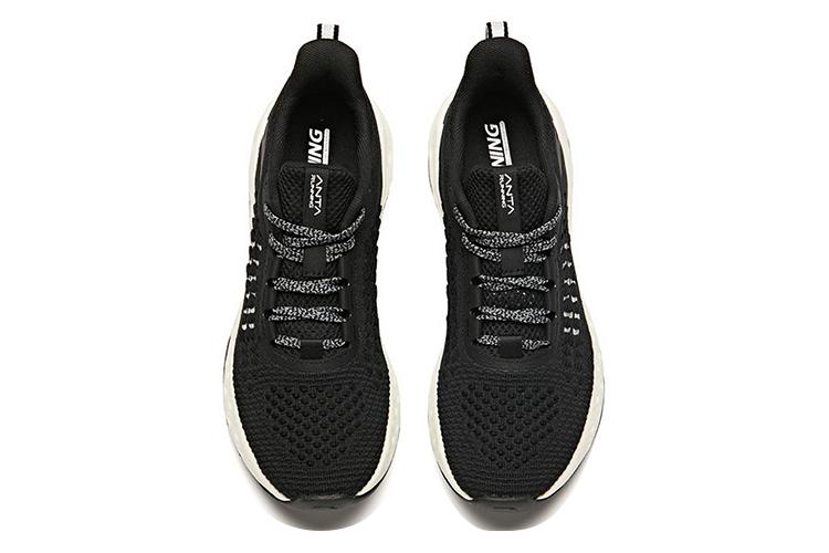 Кроссовки женские ANTA Wormhole черно-белые