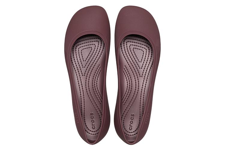 Слиперы женские Crocs Brooklyn Flats темно-вишневые, 36-37 EU