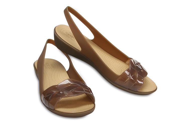 Сандалии женские Crocs 204774-81D коричневые, 37-38 EU