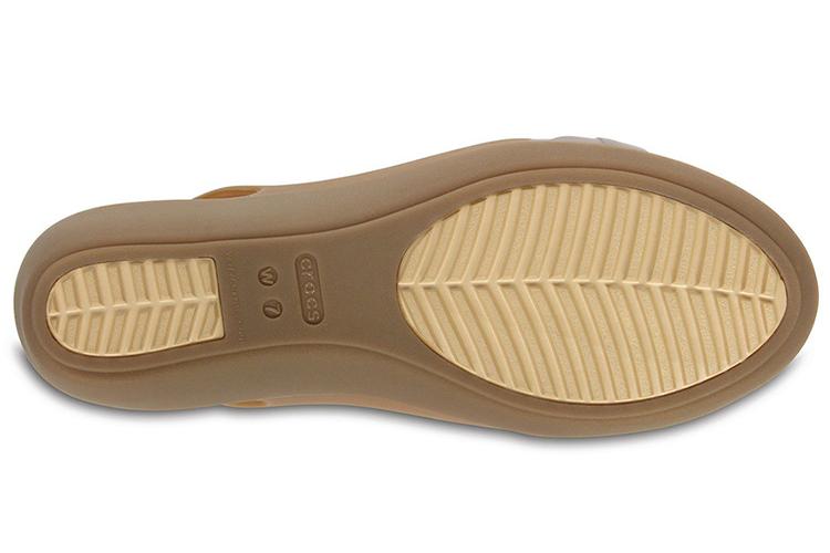 Сандалии женские Crocs 204774-81D коричневые, 37-38 EU