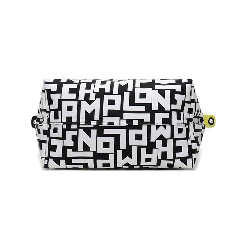 Сумка женская LONGCHAMP Fabric Dumpling Bag черно-белая