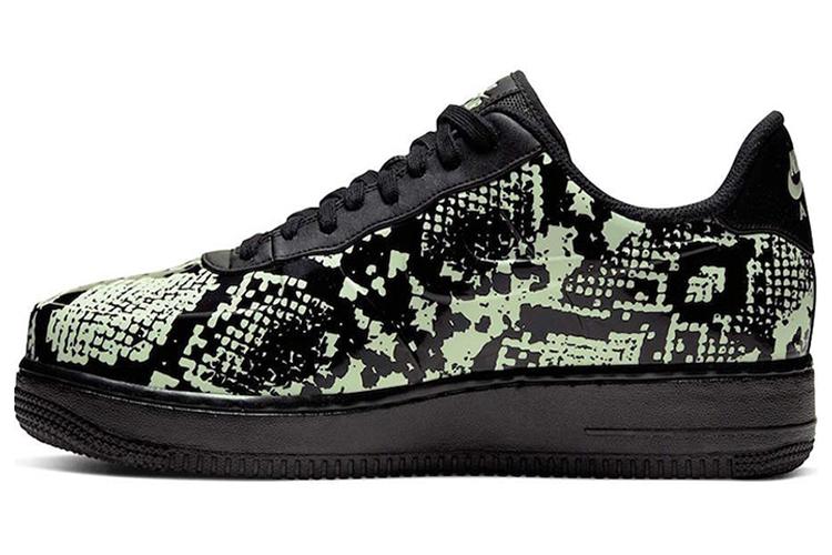 Кеды мужские Nike Air Force 1 Foamposite Pro Cup Glow Snakeskin черные-зеленые