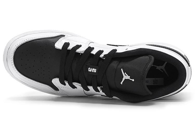 Кеды женские Jordan 1 Retro Low GS белые, черные, 40 EU