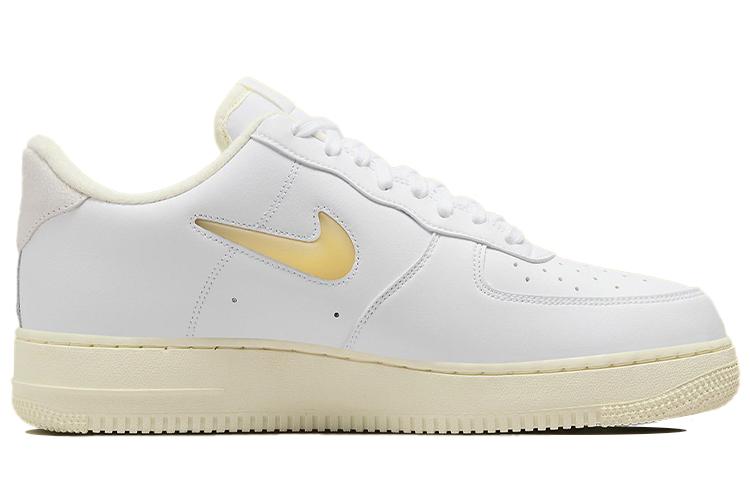 Спортивные кеды мужские Nike Air Force 1 Low '07 Jewel pale vanilla, 46 EU