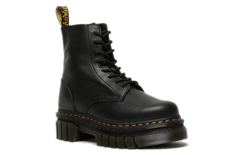 Ботинки женские Dr. Martens Audrick Leather Platform черные, 39 EU