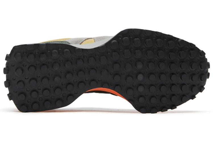 Беговые кроссовки мужские New Balance 327, золотые, 40.5 EU