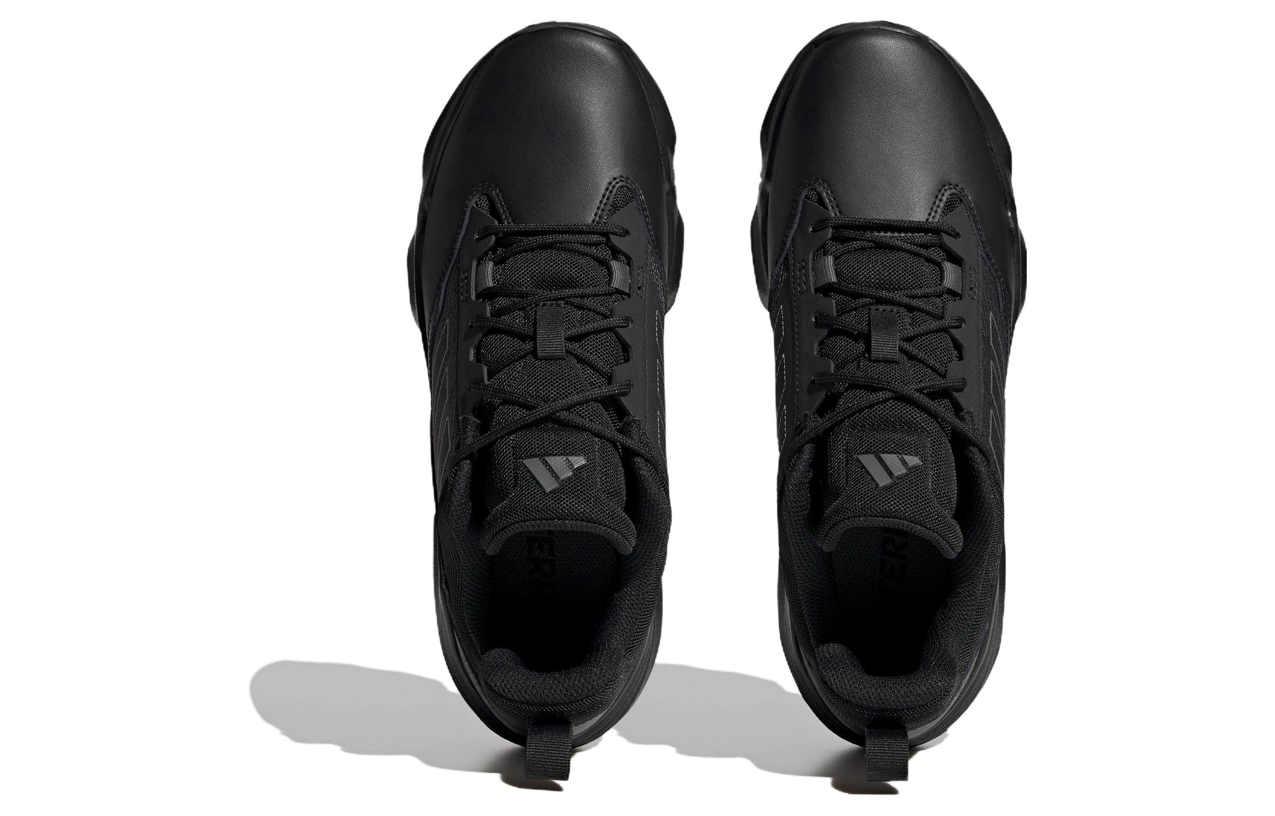 Спортивные ботинки унисекс Adidas Terrex Unity Leather Low черные, 39 1/3 EU