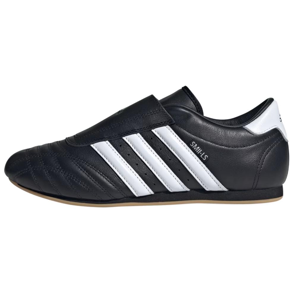 Кроссовки женские Adidas Taekwondo черно-белые