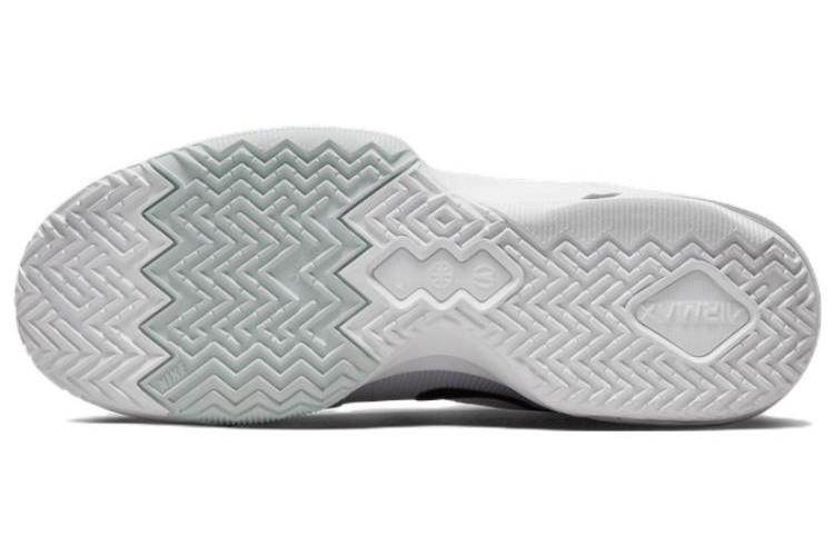 Кроссовки мужские Nike Air Max Impact 4 белые, черные, 47.5 EU