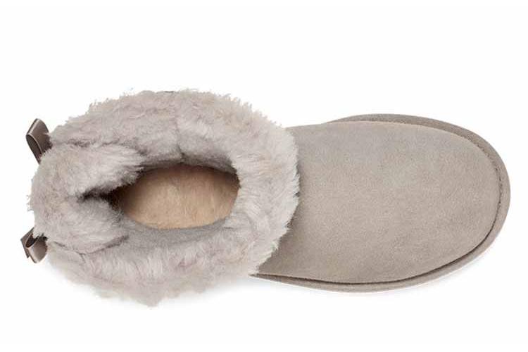 Снежные ботинки женские UGG Mini Bailey Brooch бежевые, 36 EU