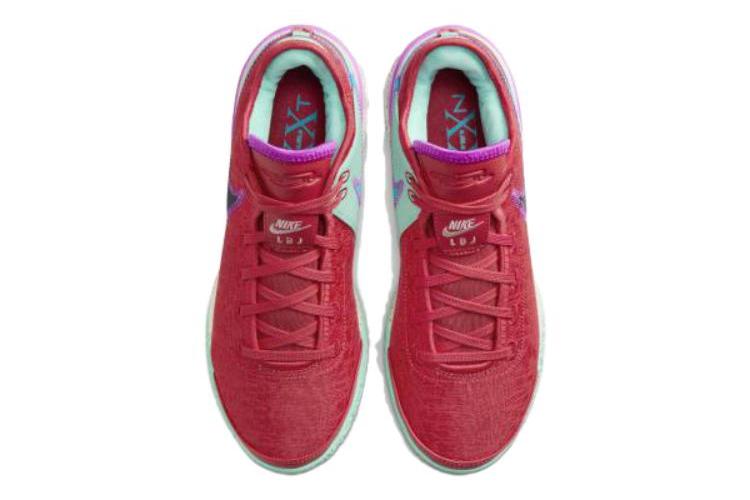 Кроссовки мужские Nike LeBron NXXT Gen Track красные, 44 EU