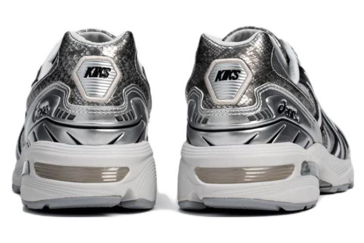 Кроссовки унисекс KIKS x ASICS Gel-1090 V1 серебристые, 41.5 EU