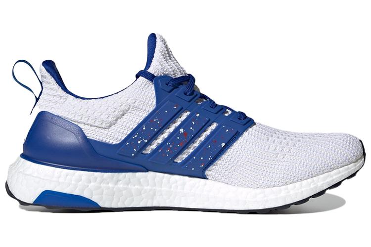 Беговые кроссовки мужские Adidas Ultraboost DNA белые, 44 EU