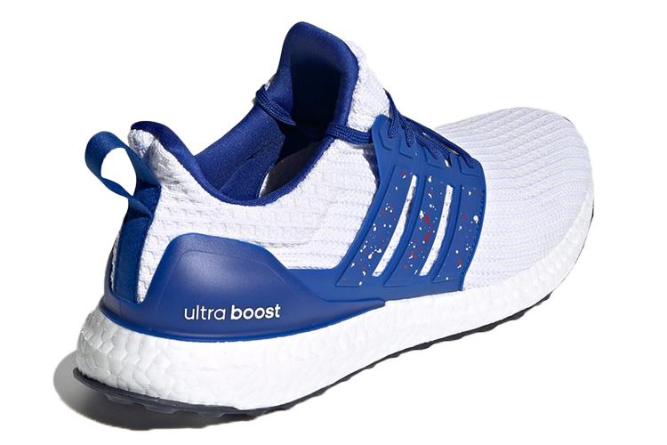 Беговые кроссовки мужские Adidas Ultraboost DNA белые, 44 EU