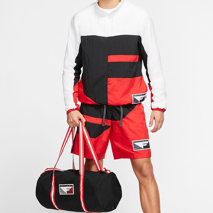 Дорожная сумка унисекс Nike Heritage черно-красная