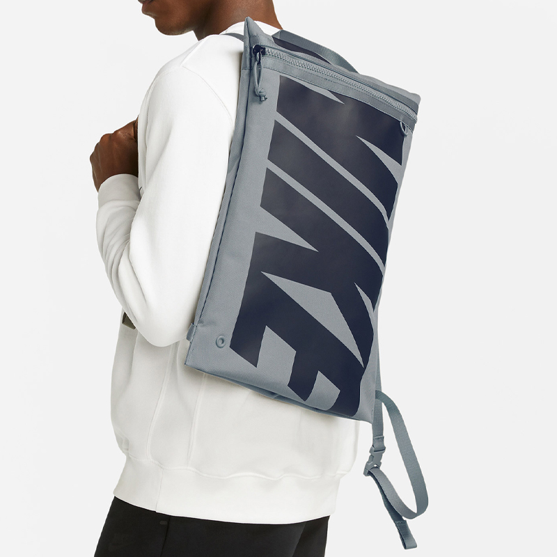 Рюкзак унисекс Nike CZ1382-320 светло-армейский зелёный