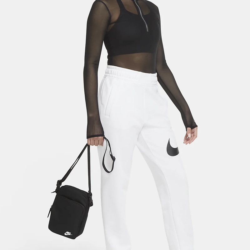 Сумка унисекс Nike 2085051 черная