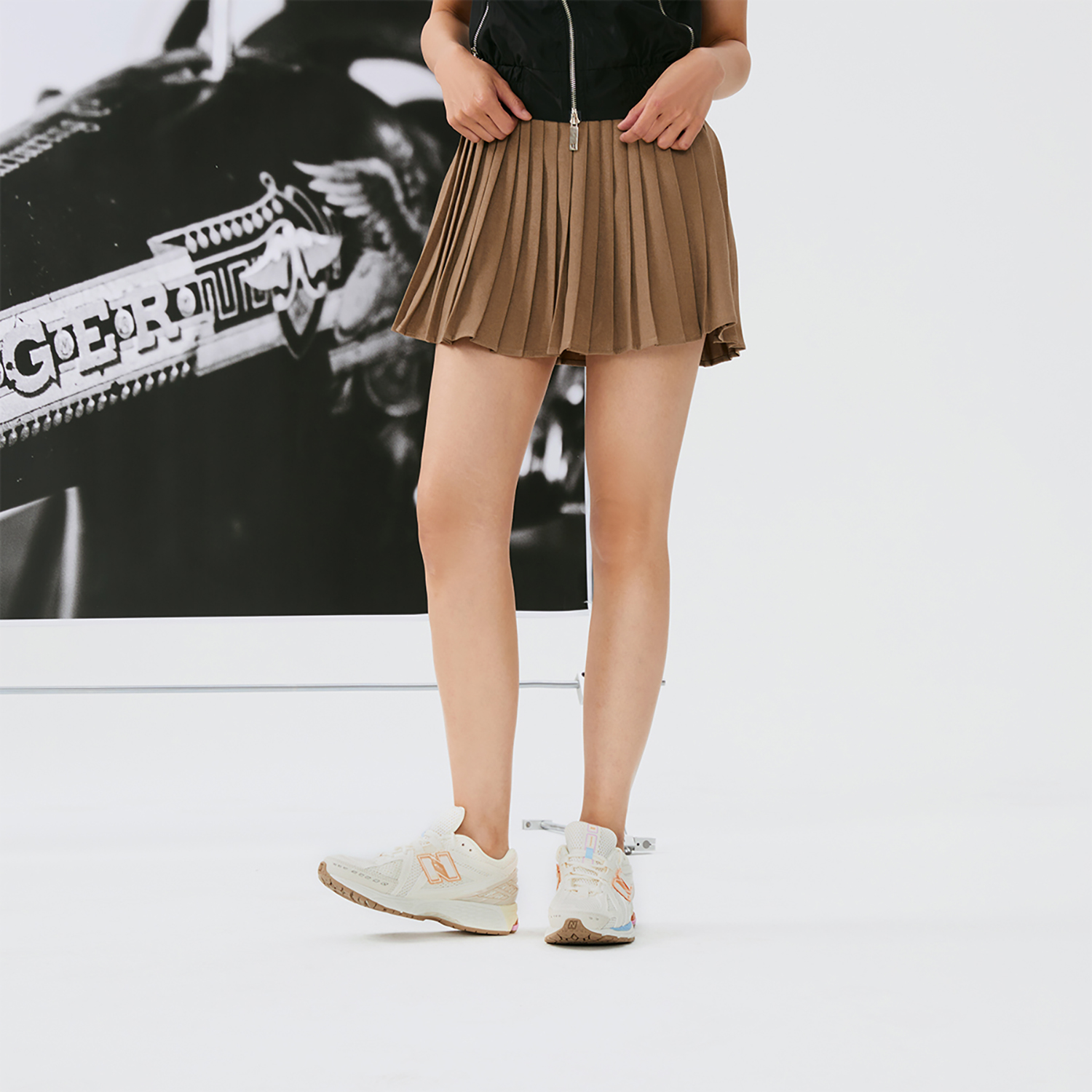 Кроссовки унисекс New Balance 1906R бежевые, 38 EU