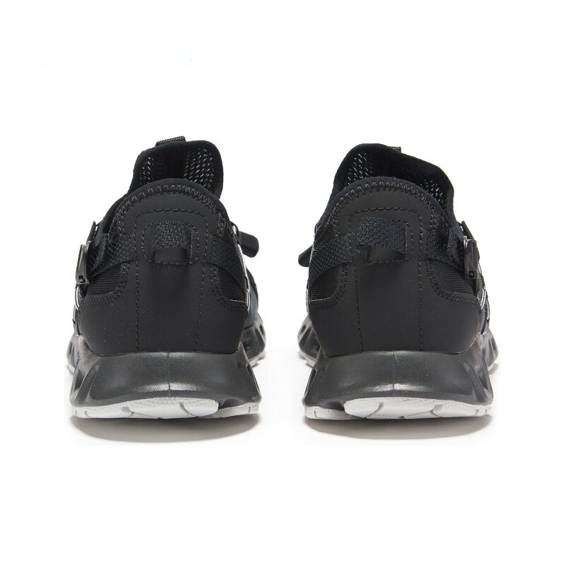 Спортивные ботинки мужские Columbia DM8463-010 черные, 44 EU