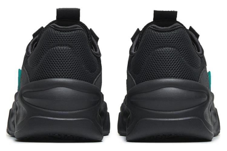 Кроссовки мужские Anta 112248085-2 черные, 40 EU