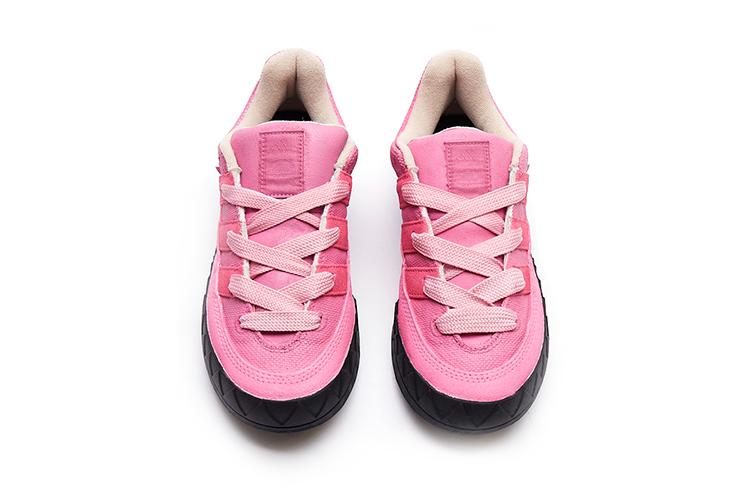 Кроссовки унисекс Adidas Adimatic Low-Top фуксия, 42 EU