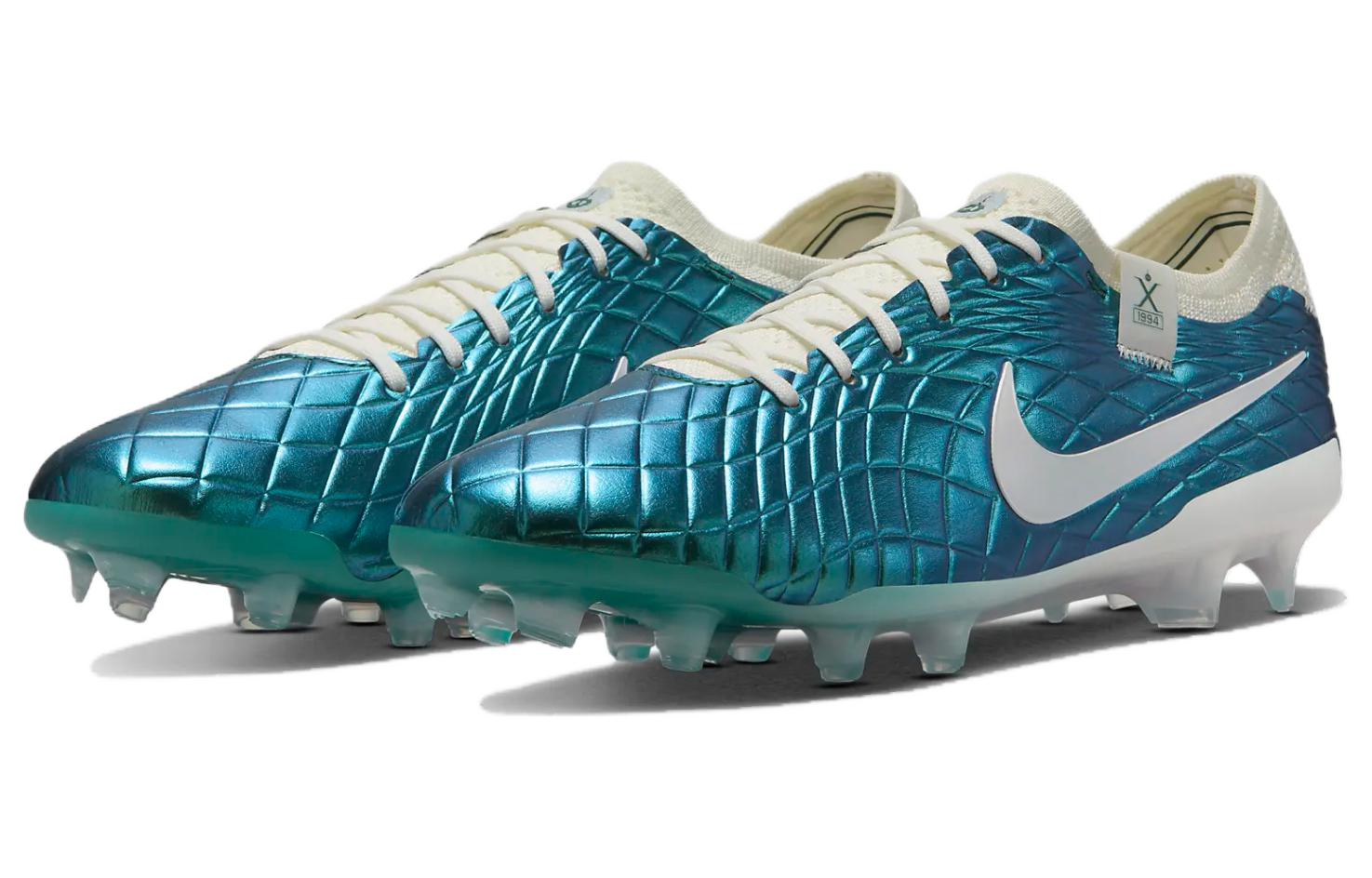 Футбольные бутсы мужские Nike Tiempo Legend 10 Elite FG cyan/white, 38.5 EU