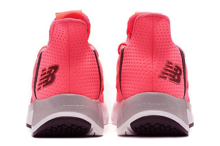 Кроссовки женские New Balance Cypher V2 розовые, 36 EU