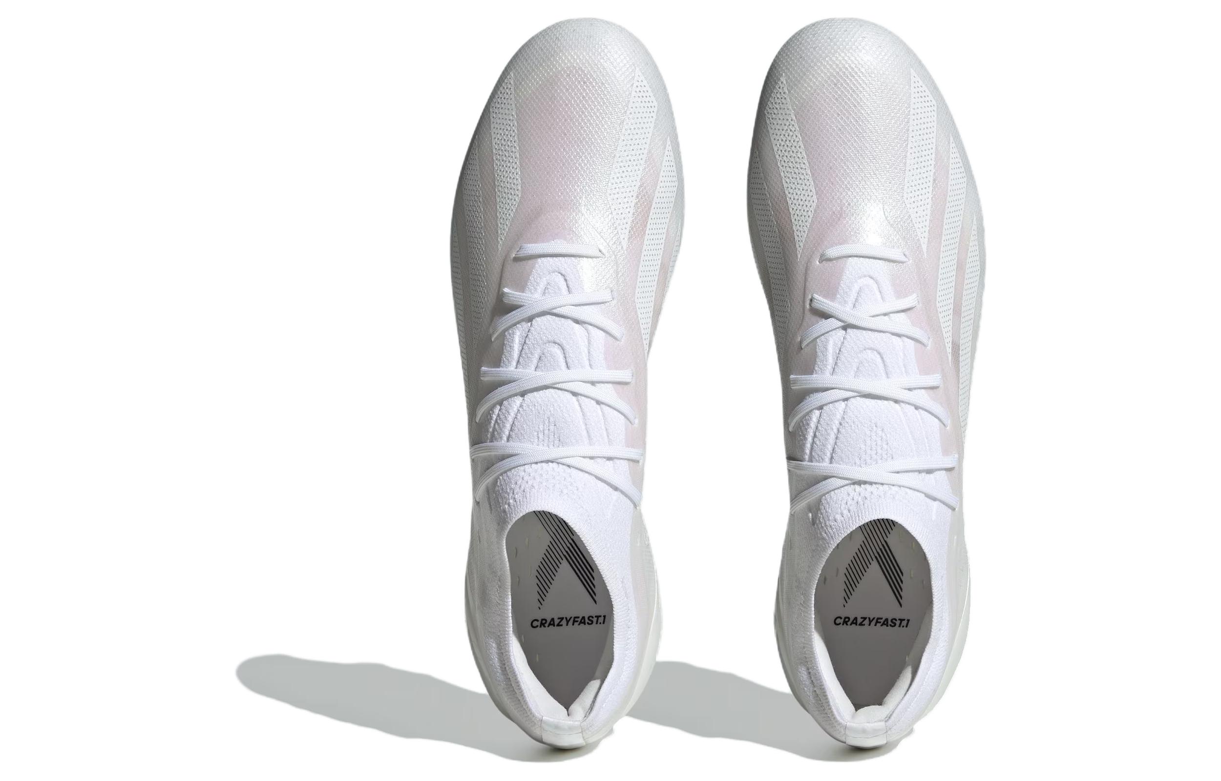 Футбольные бутсы унисекс Adidas Crazyfast.1 белые, 43 1/3 EU