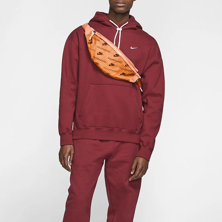 Сумка Nike CK7446-884 оранжевая