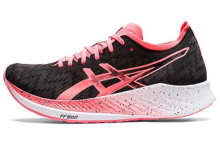 Кроссовки женские ASICS Magic Speed черные