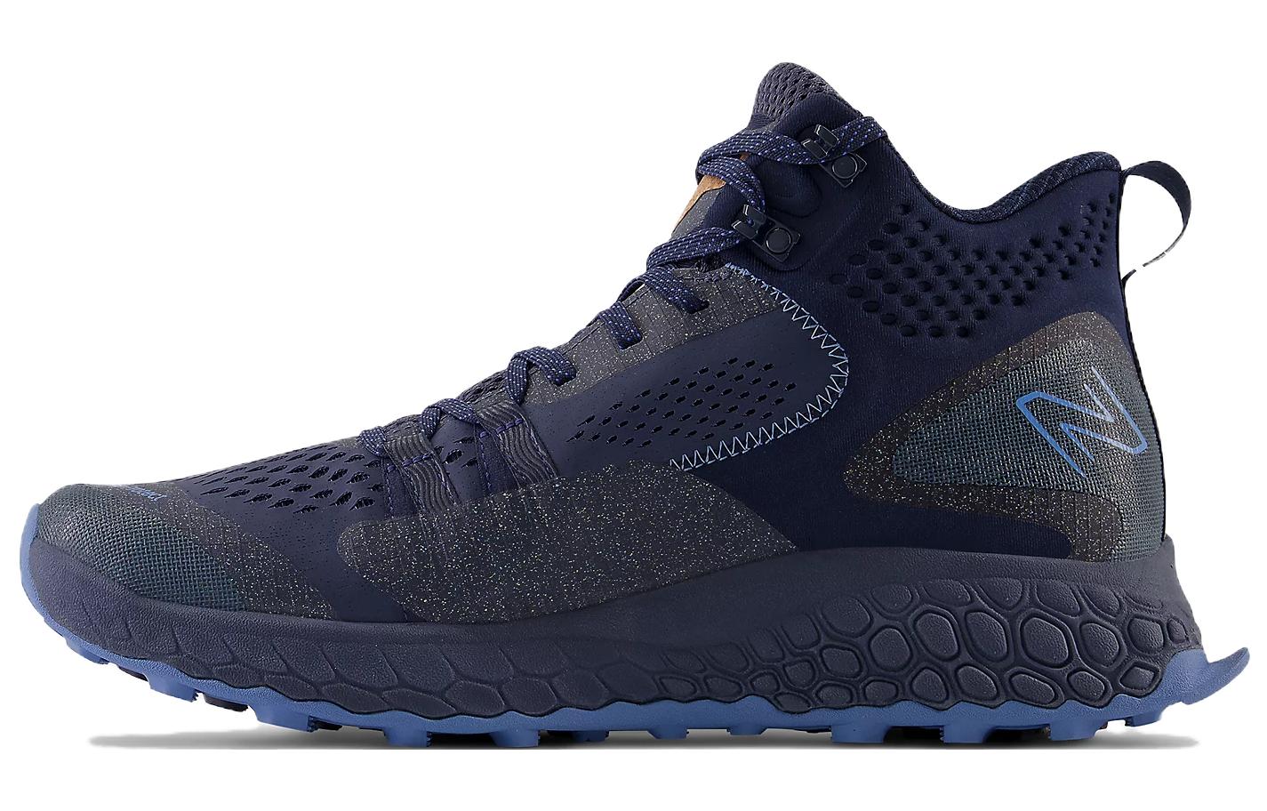 Треккинговые кроссовки мужские New Balance Fresh Foam X Hierro Mid vintage indigo, 42.5 EU