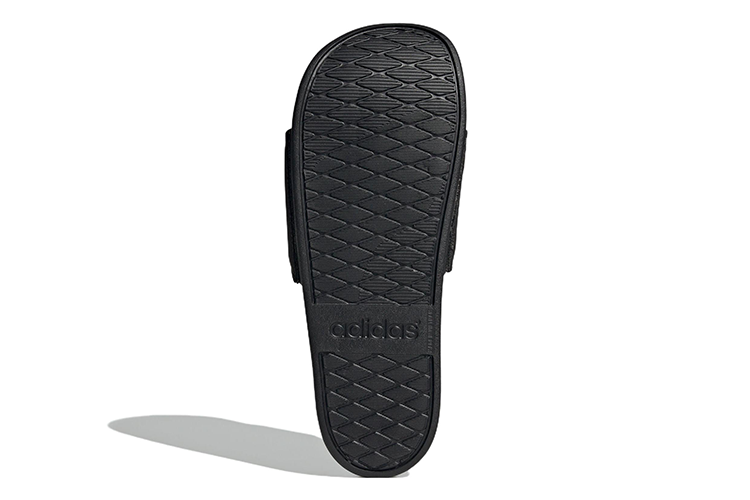 Шлепанцы унисекс Adidas Adilette Comfort черные, 43 1/3 EU