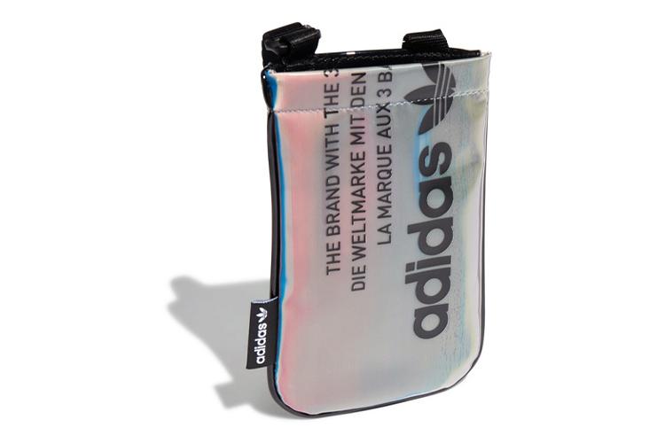 Чехол-аккумулятор Adidas Originals H17989 многоцветный