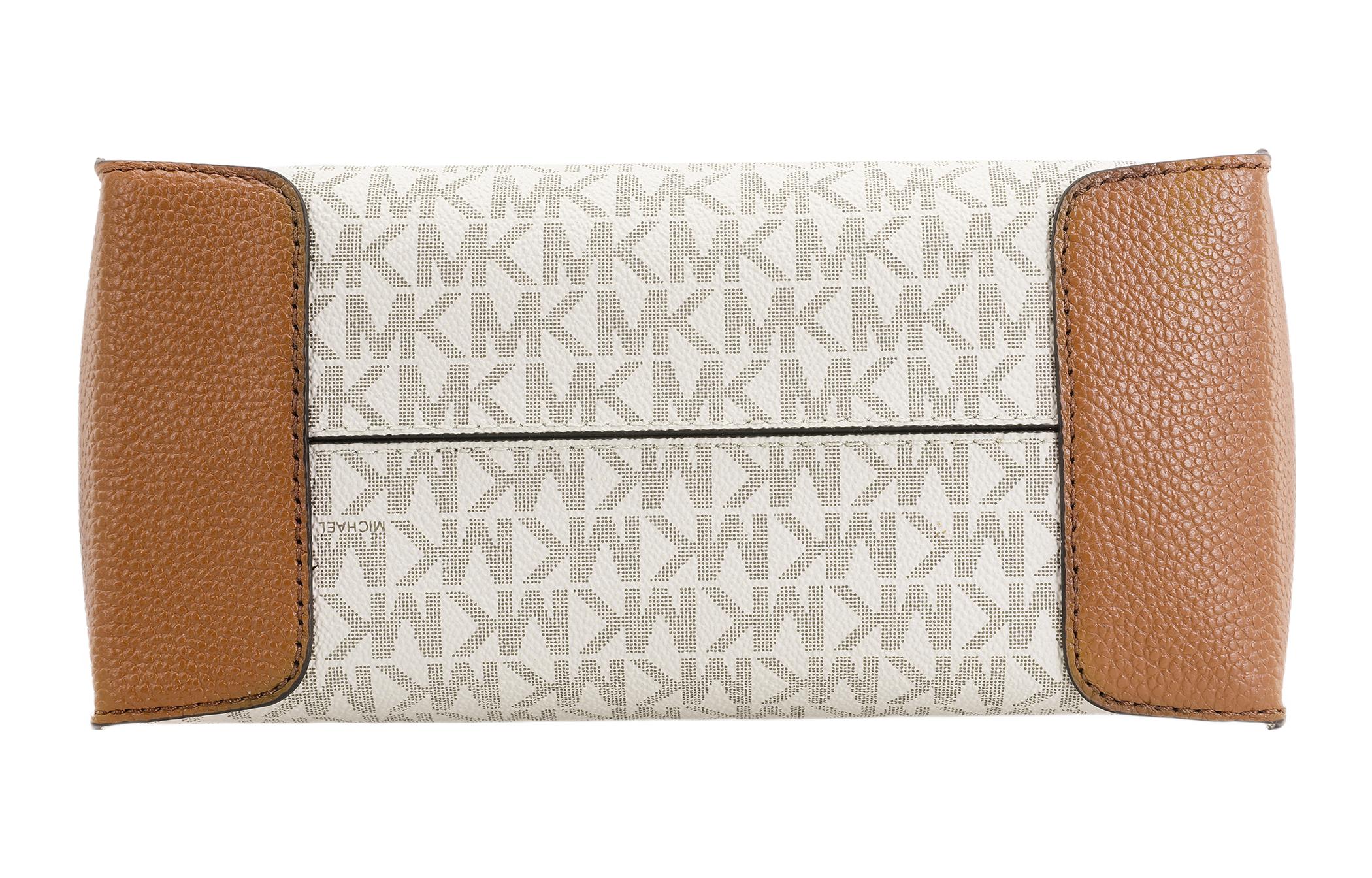 Сумка женская MICHAEL KORS Trunk Bag ванильная белая