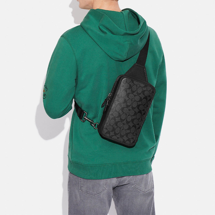 Сумка мужская COACH Sullivan угольно-черного цвета малого размера