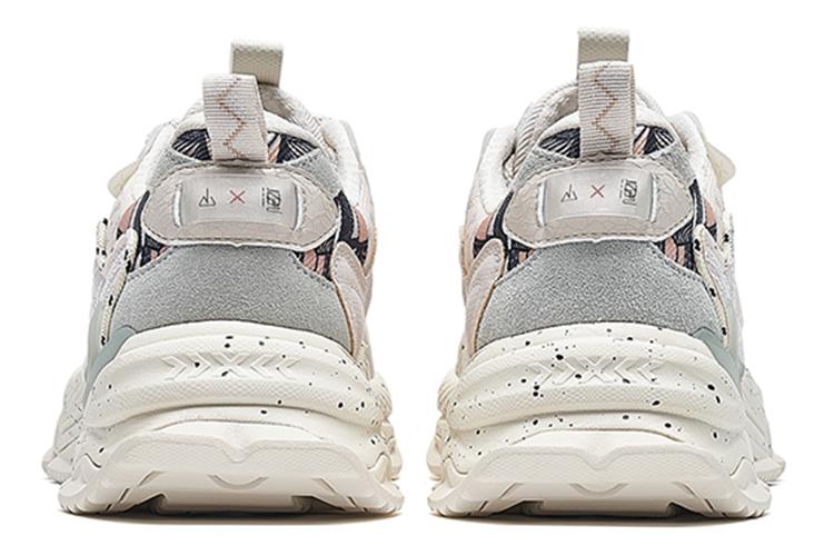 Кроссовки женские XTEP Mountains And Seas Collection белые-бежевые, 36 EU