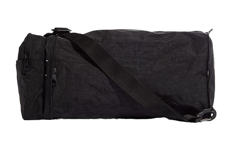 Спортивная сумка унисекс Adidas HC4767 черная